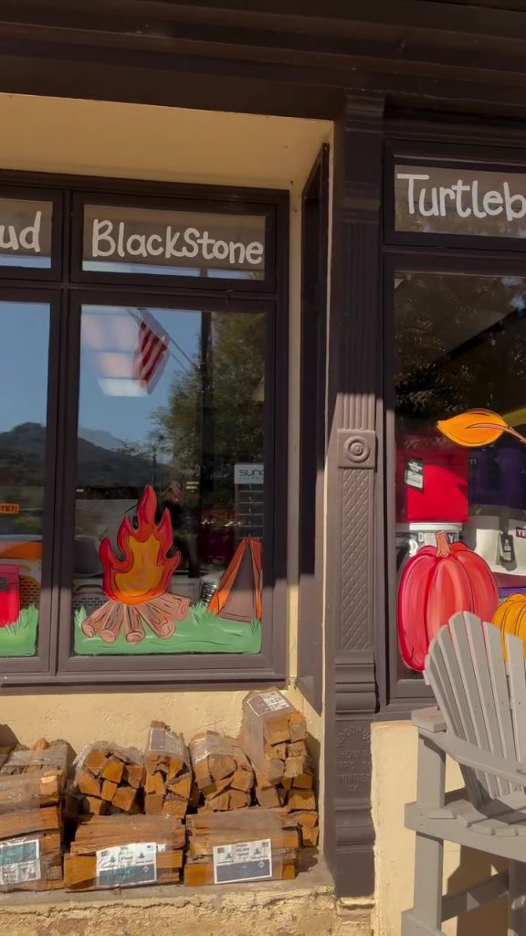 Fall Window Displays At Reeves Clayton GA - Reeves 1928